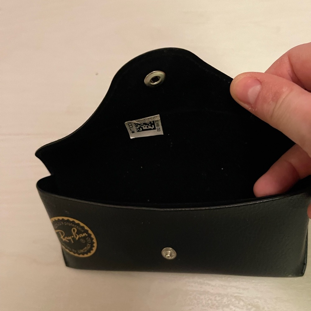 Ray Ban Case - Picture 3 of 3